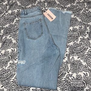 Missguided Highwaisted Straight Leg Jeans